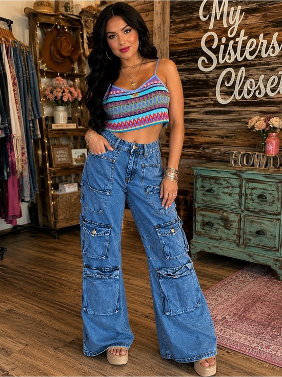 SHEIN Denim - SHEIN Light Blue Cargo Jeans with Patch Pockets and top